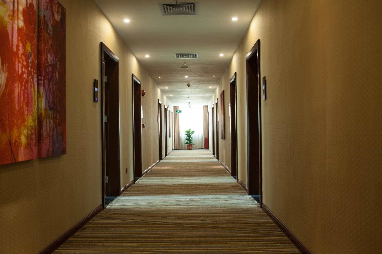 Guangzhou Wan Ao Hotel Plaza Limited Airport Express Hotel エクステリア 写真